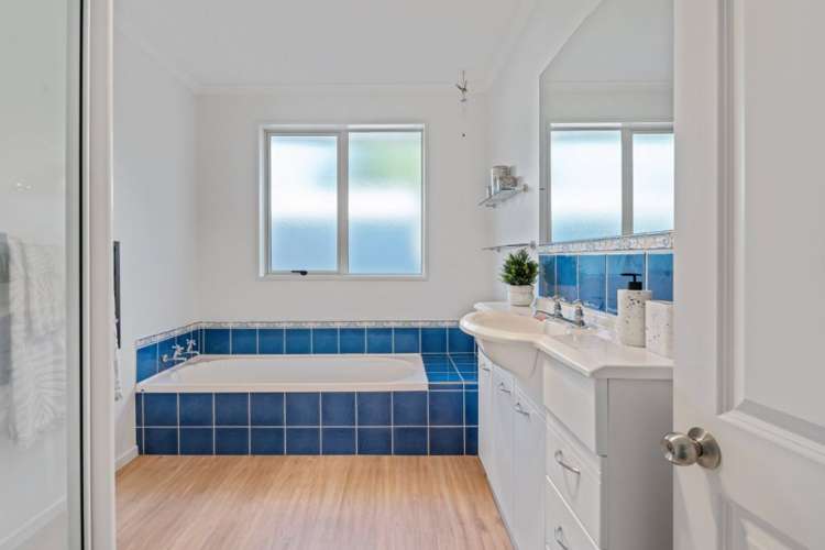 8 Elmslie Grove Halswell_21