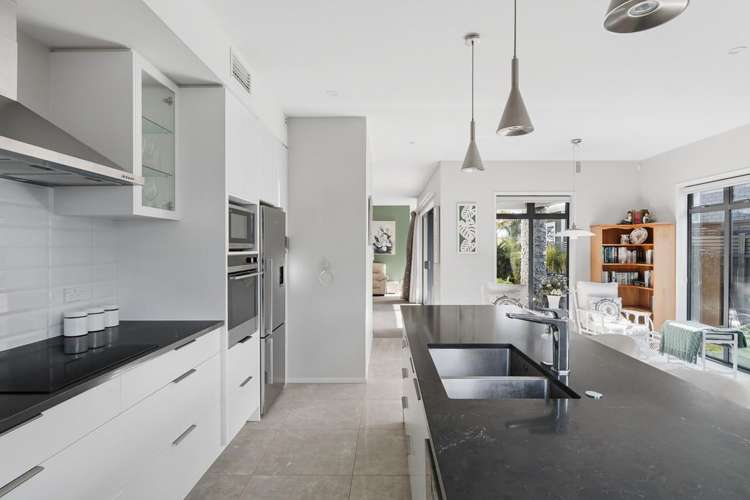37 Coast Boulevard Papamoa_13