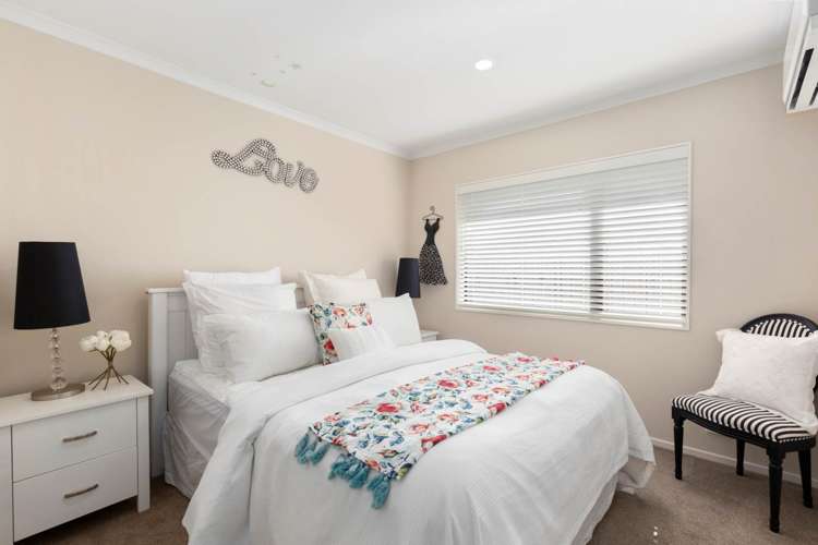 25 Turnberry Drive Wattle Downs_15