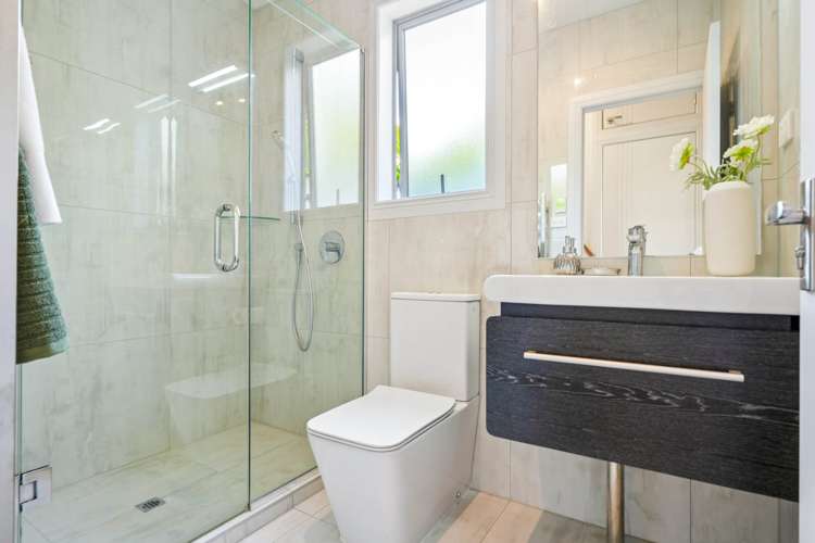 2A Campbell Crescent Epsom_14