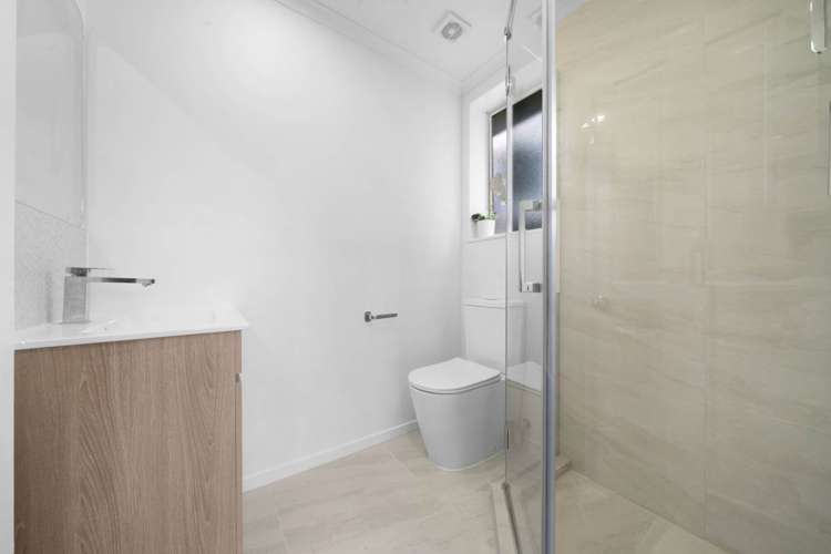 57 Castlefinn Drive Manurewa_8