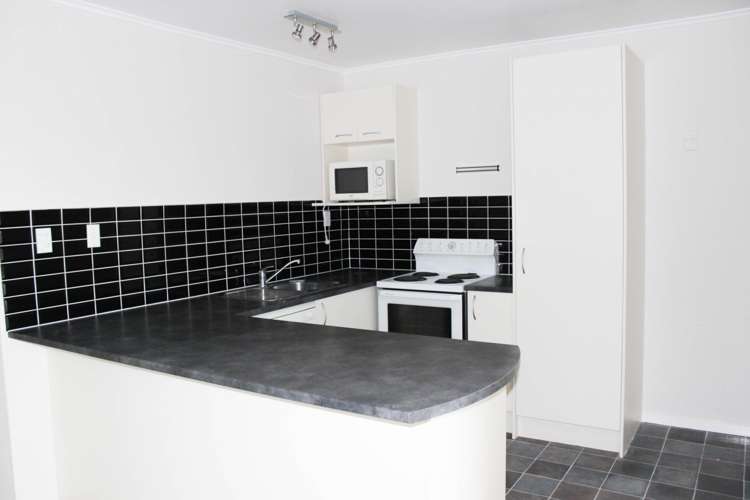 20/83 Lake Road Devonport_5