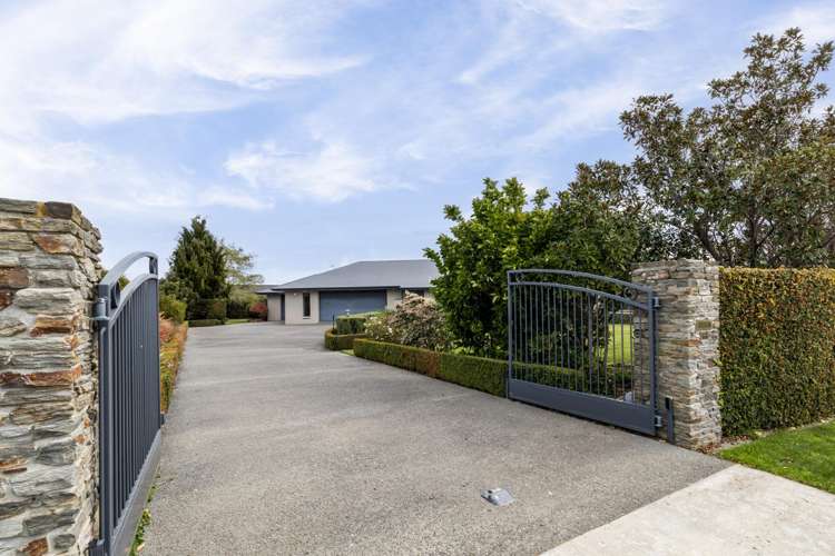 566 Lyndhurst Road Frimley_4
