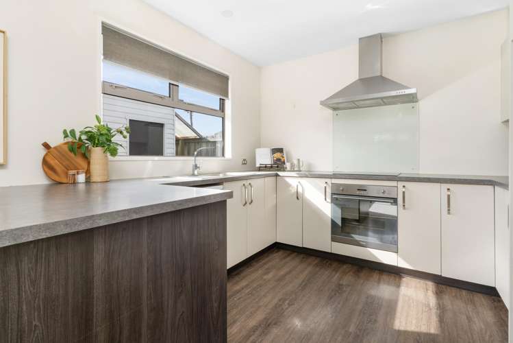 12 Shortland Street Wainoni_12