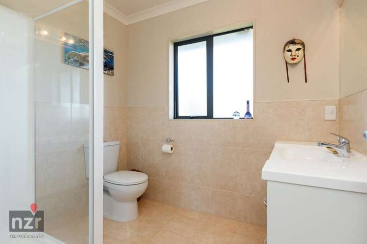 15 Paradise Avenue Feilding_6