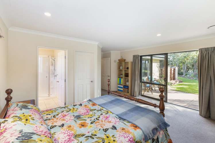 215 Southfield Drive Lincoln_13