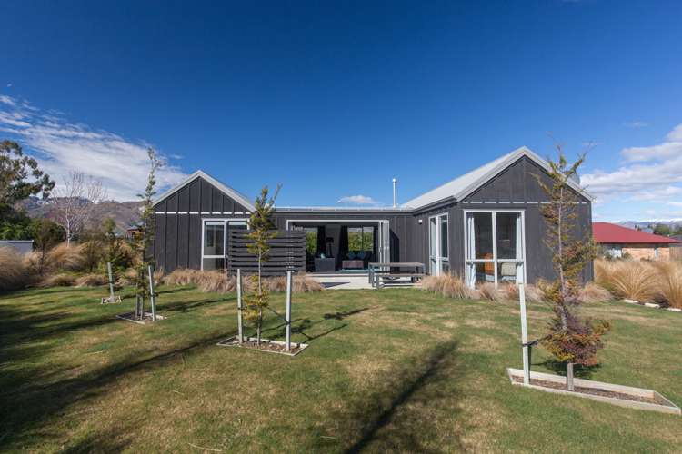 16 Bell Street Lake Hawea_17
