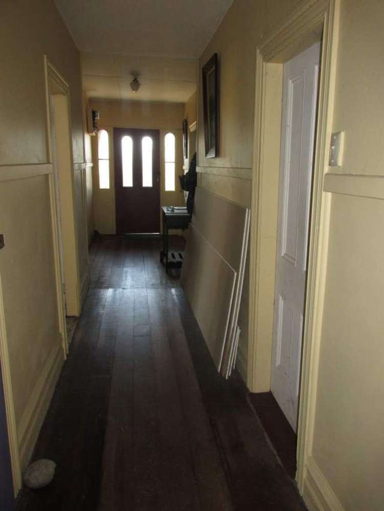 85 Shiel Street Reefton_17