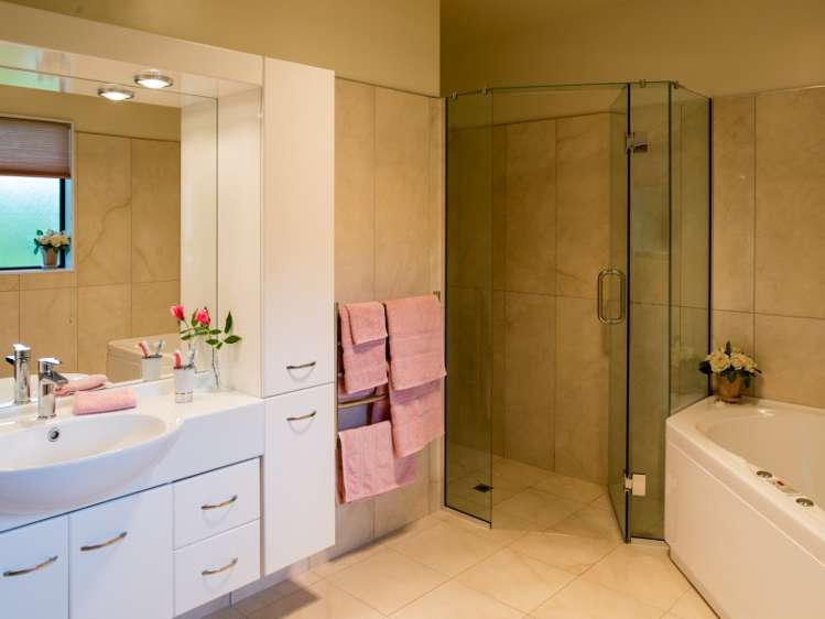 92 Rundles Road Allenton_15