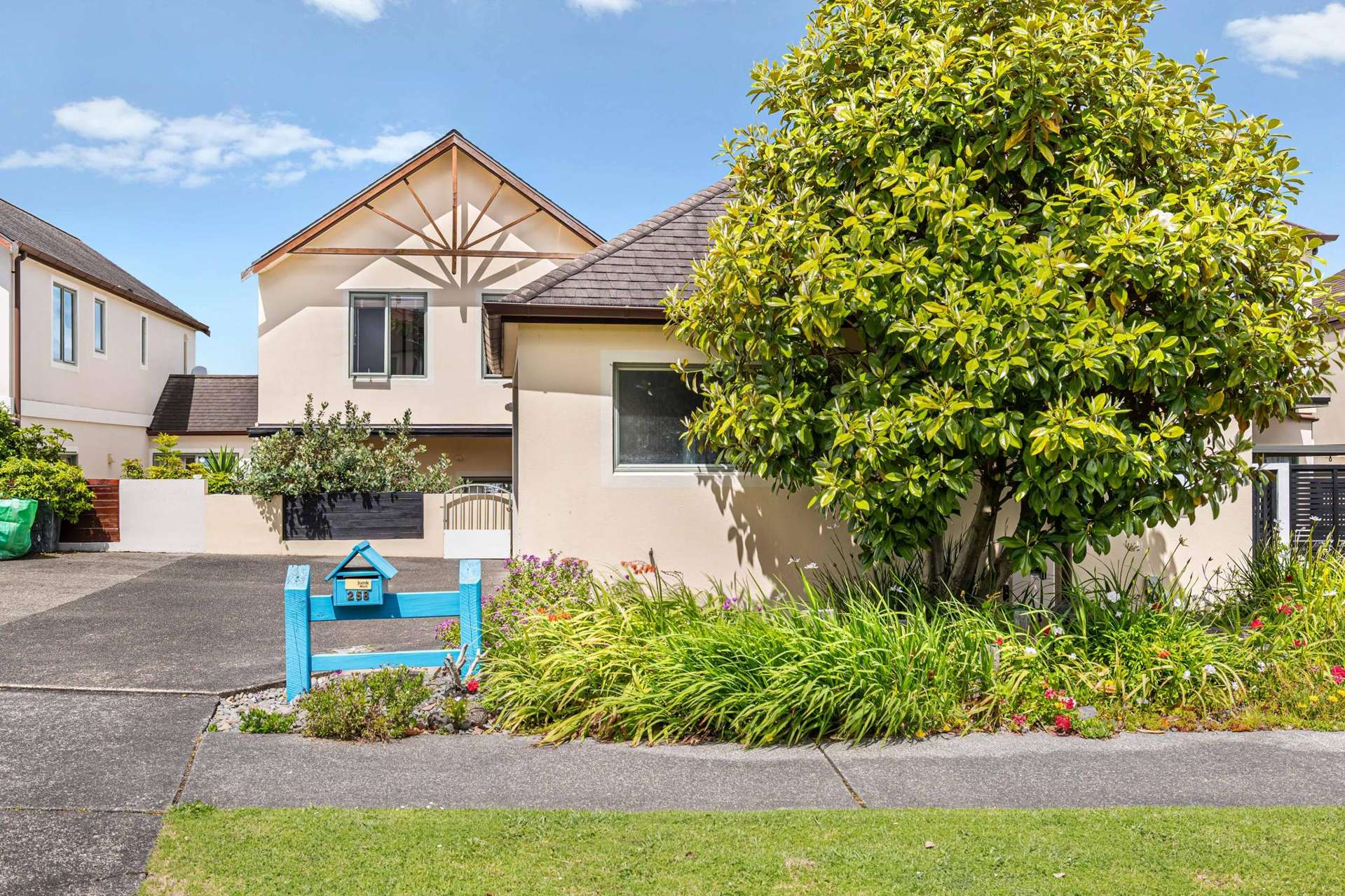 258 Alec Craig Way Gulf Harbour_0