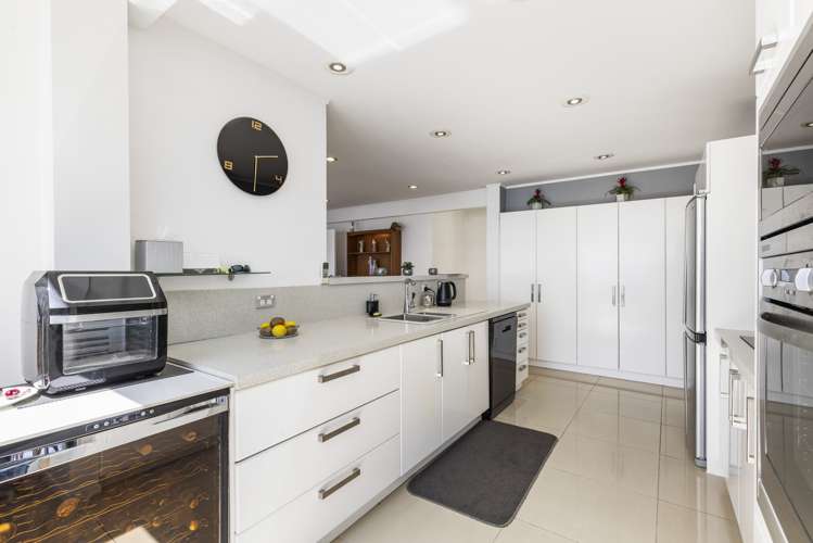 100 Bramley Drive Farm Cove_6