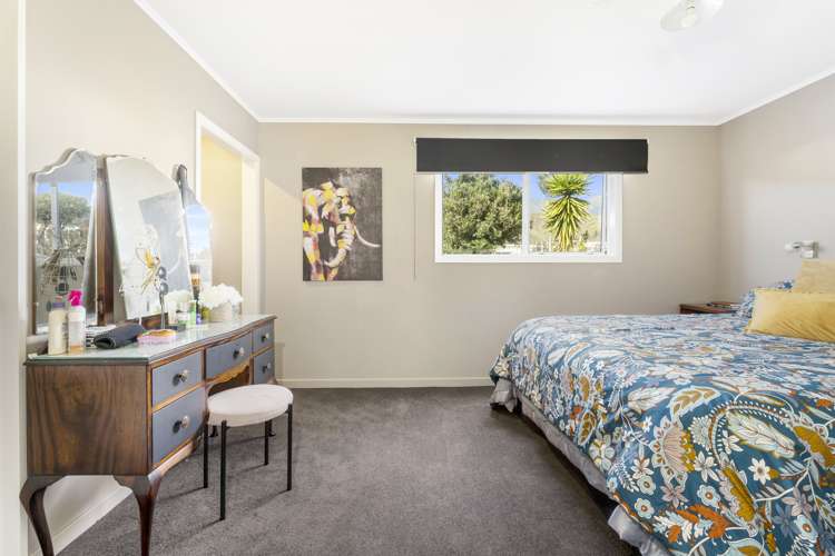 58 Beach Road Waikawa_6