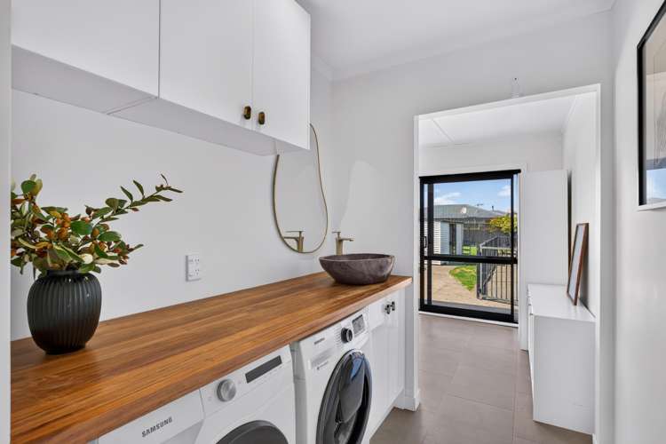 292 Kennedy Road Onekawa_24