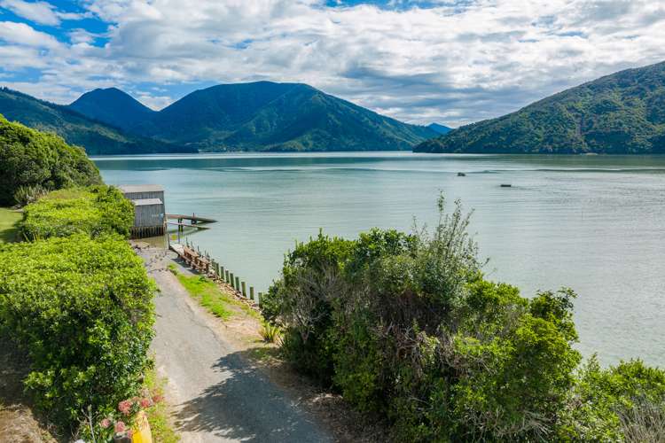 84 Moenui Road Havelock_26