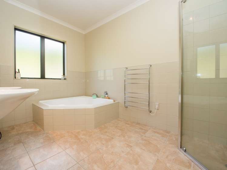 4 Jon Roe Drive Whatawhata_8