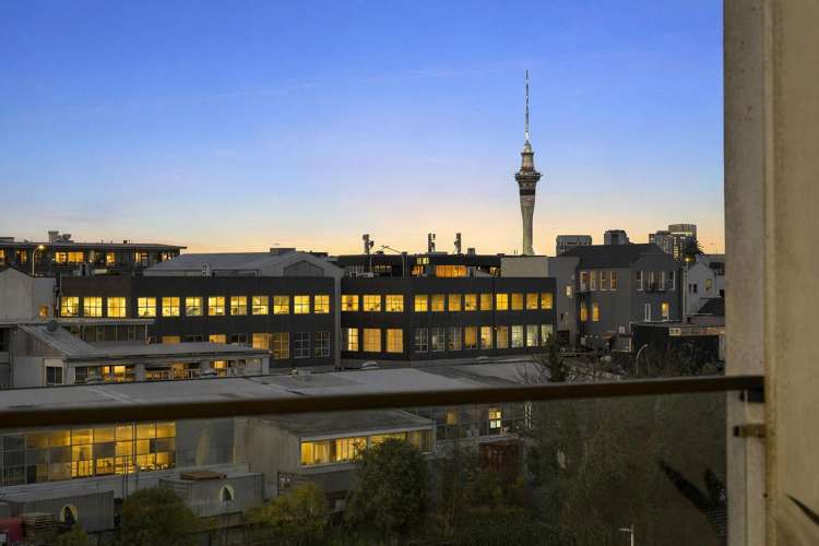 505/11 Fenton Street Eden Terrace_3