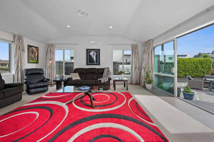 13 Kipling Crescent Owhata_8