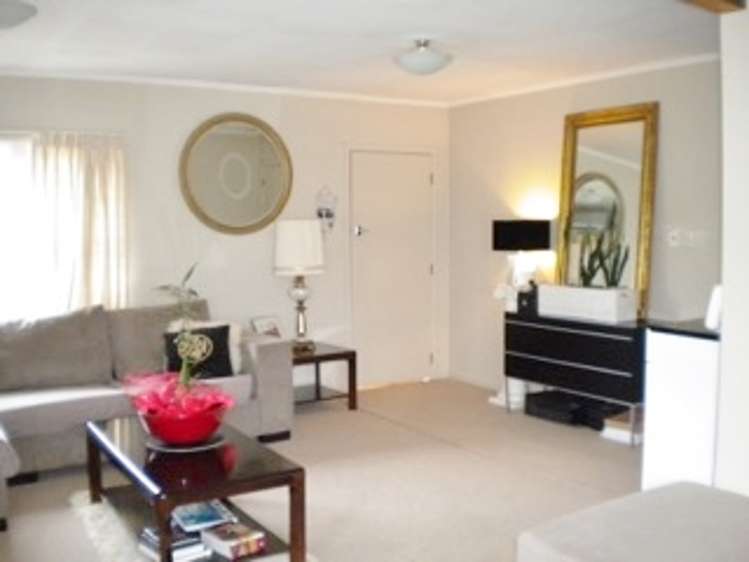 1/80 Sylvan Crescent Te Atatu South_0