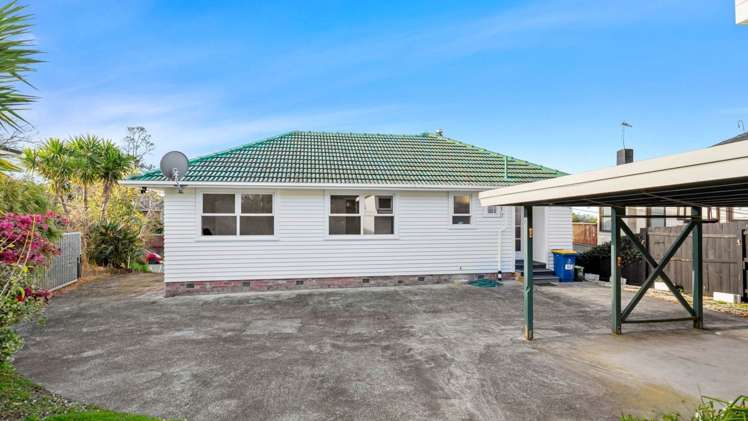 63 Divich Avenue Te Atatu South_9