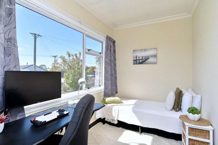 19 Belfast Road Belfast_12