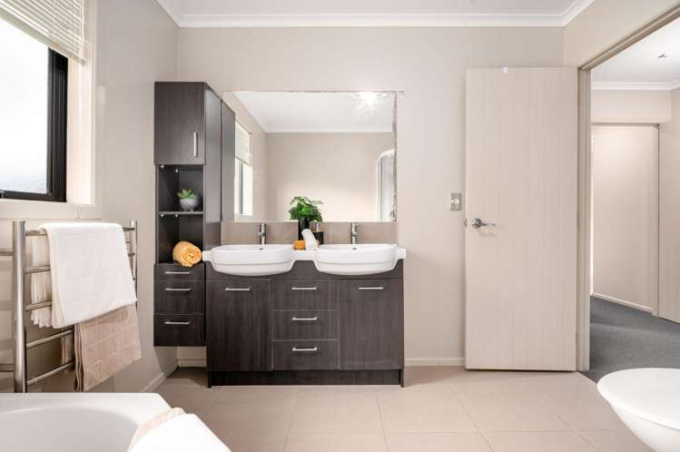 102 Barrington Drive Huntington_22