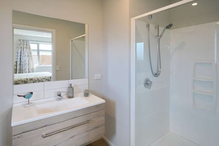 42 Eastfield Drive Lincoln_9