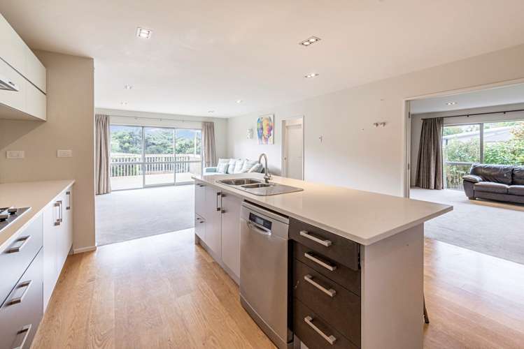 210 Greenhithe Road Greenhithe_11