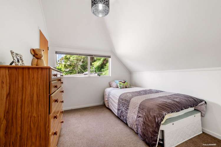 24 Pluto Place Beach Haven_12