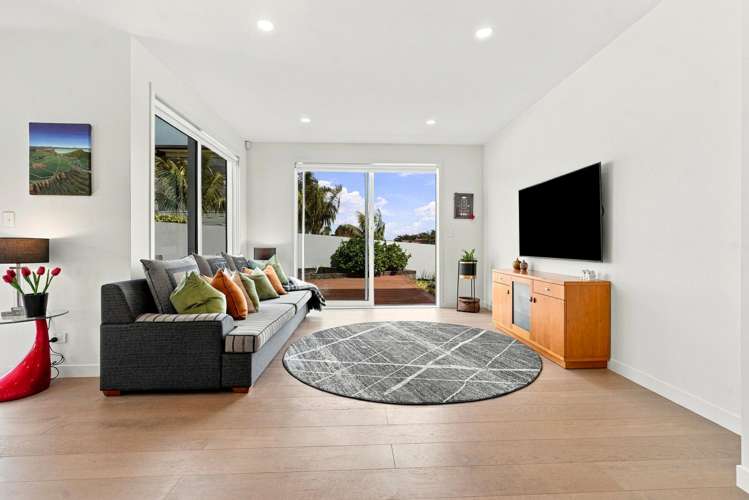 16 Milano Boulevard Karaka_10