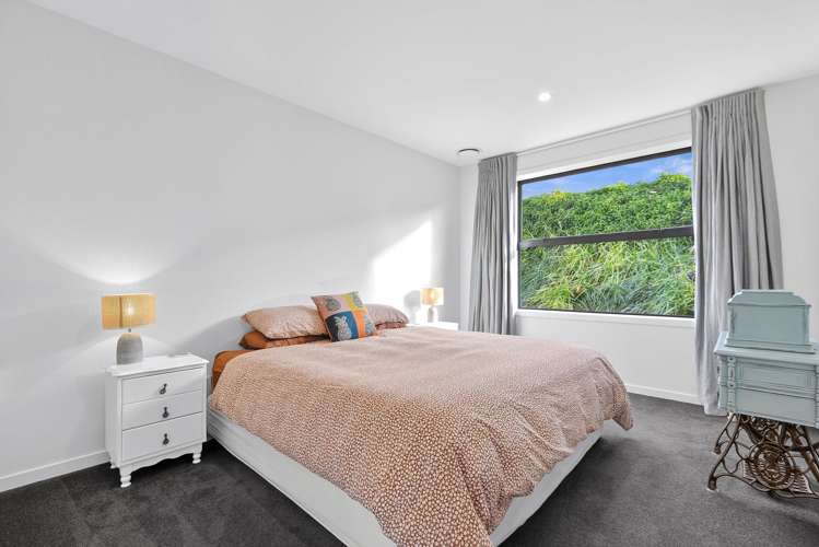 72 Infinity Drive Wanaka_11