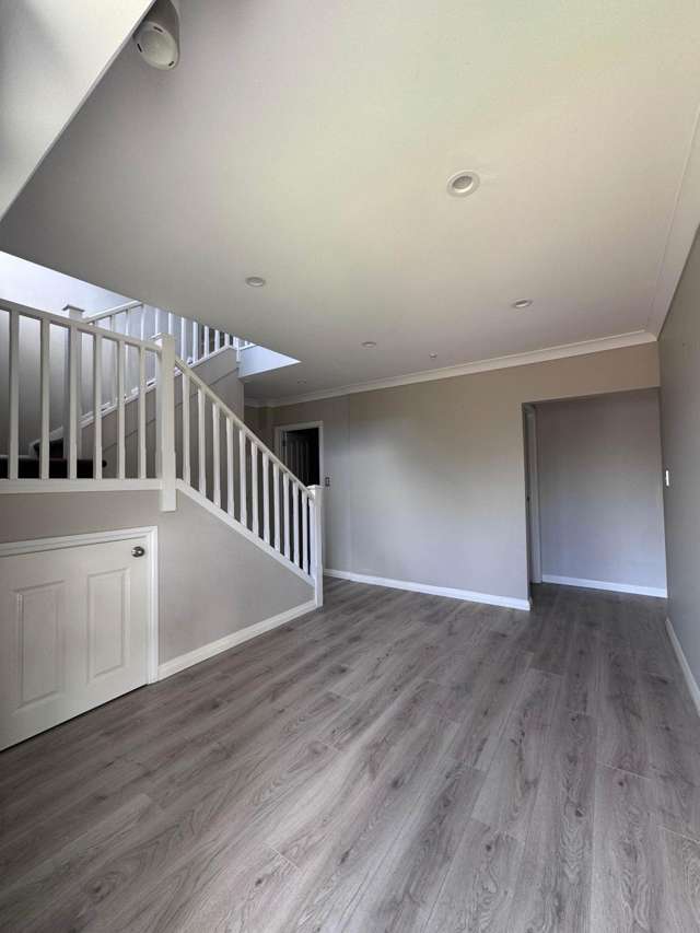 2 Bellbird Rise Murrays Bay_1
