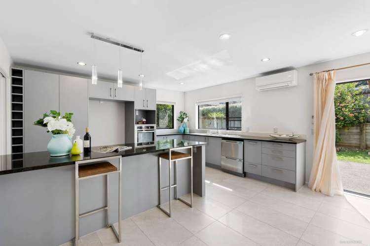 43 Terrasini Drive Flat Bush_5