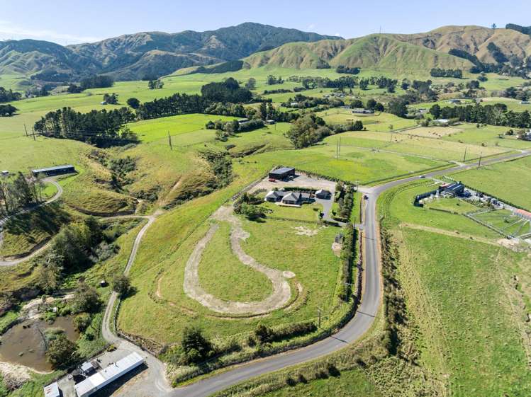 67 Albert Road Tokomaru_45