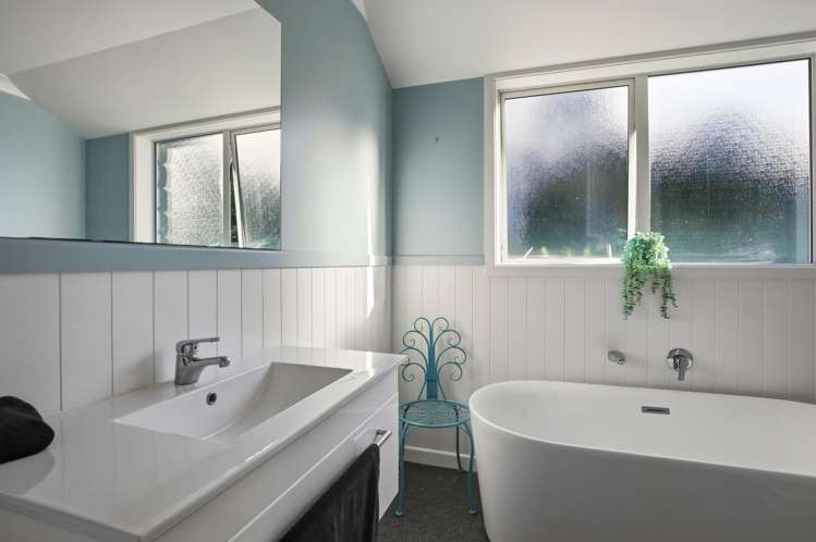 56 Golf Road Waitomo_44