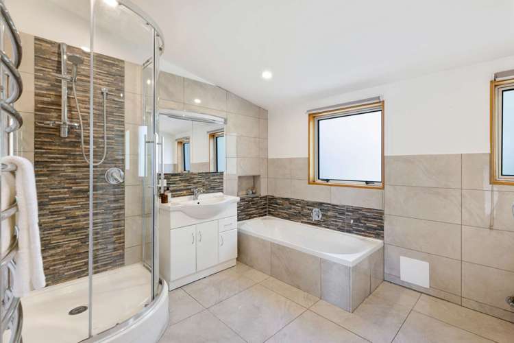 12 Kowhai Street Oxford_15