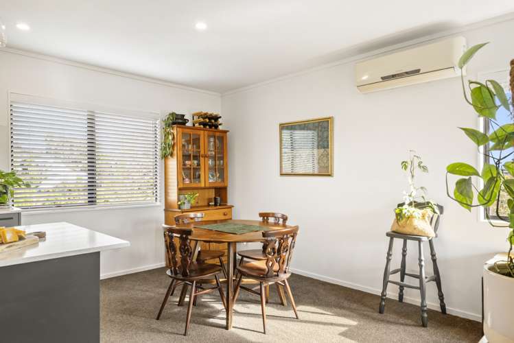 2/17 Drome View Place Beach Haven_6