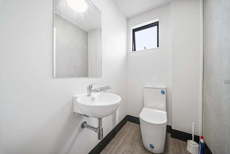 13/8 Laurenson Road Hobsonville_7