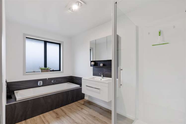 120 Northmoor Boulevard Rolleston_9