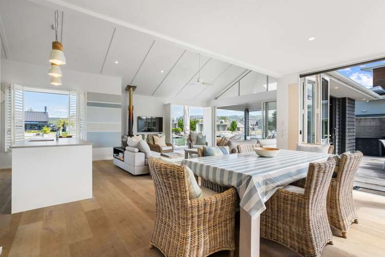 133 Motu Capri Pauanui_7