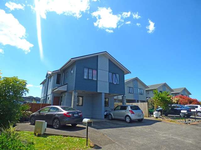 27/10 John Jennings Drive Oteha_1