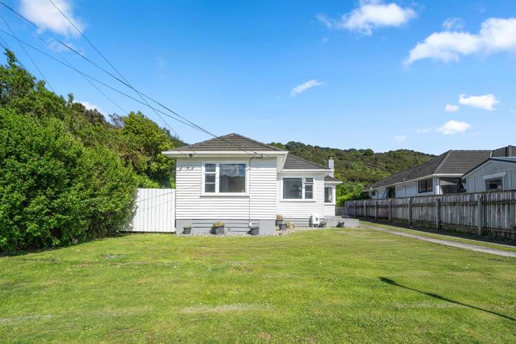 203 Wellington Road Wainuiomata_28
