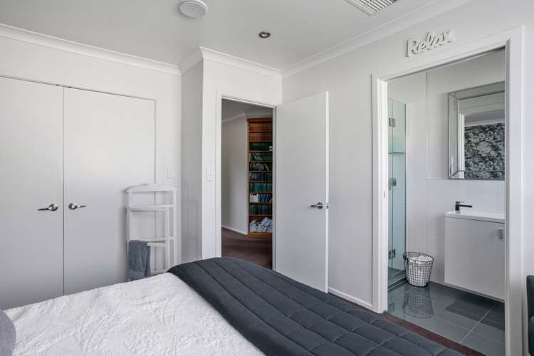 114 Potae Avenue Lytton West_10