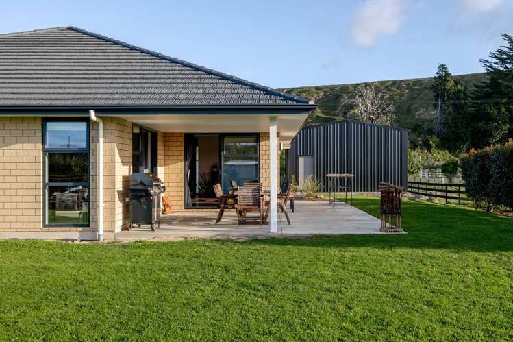 203 Turitea Road Fitzherbert_14