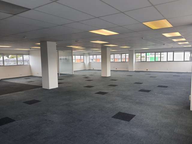 Level 4/39 Webb Street Mount Cook_2