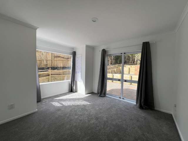 8 Thornbill Rise Unsworth Heights_2