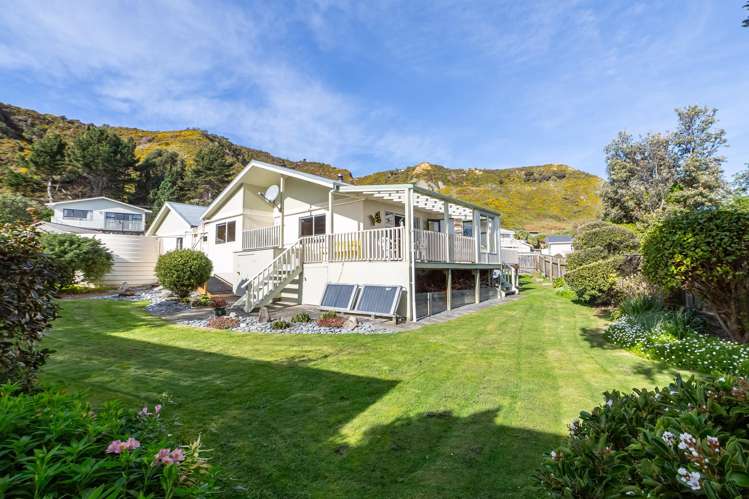 17 Te Miha Crescent Cape Palliser_0