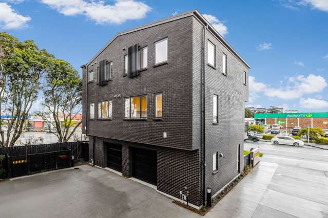 9b Huia Road Point Chevalier_1