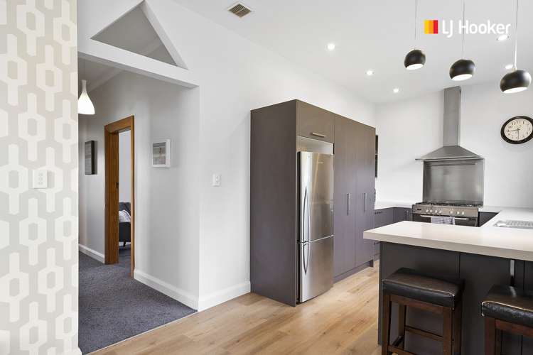 23 Hargest Crescent Saint Kilda_5