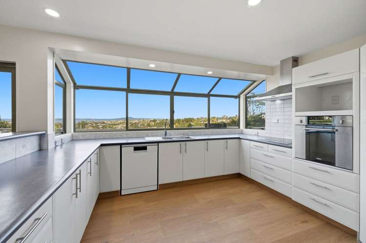 825 East Coast Road Browns Bay_27