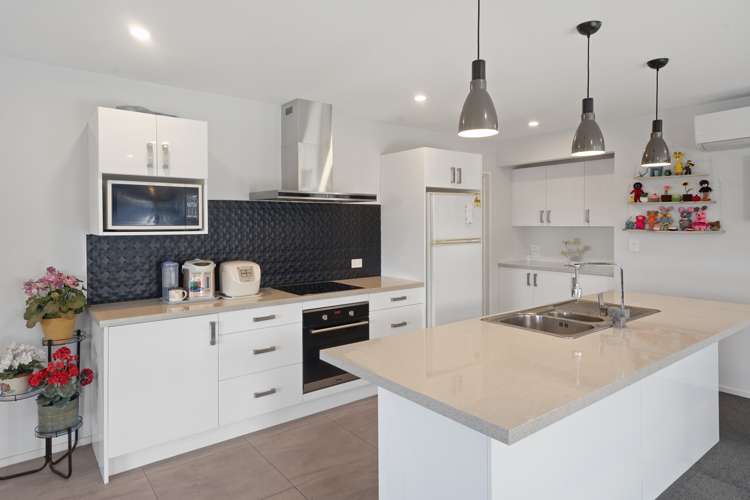 14 Colin Laloli Place Wigram_8